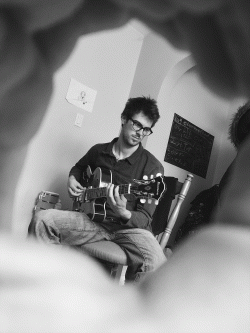 Guitar tutor Aidan from Toronto, ON