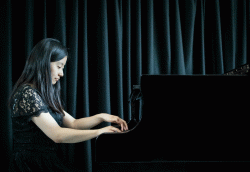 Piano tutor Mayson from Montreal, QC