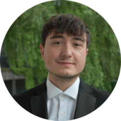 Piano tutor Aleksandar from Toronto, ON